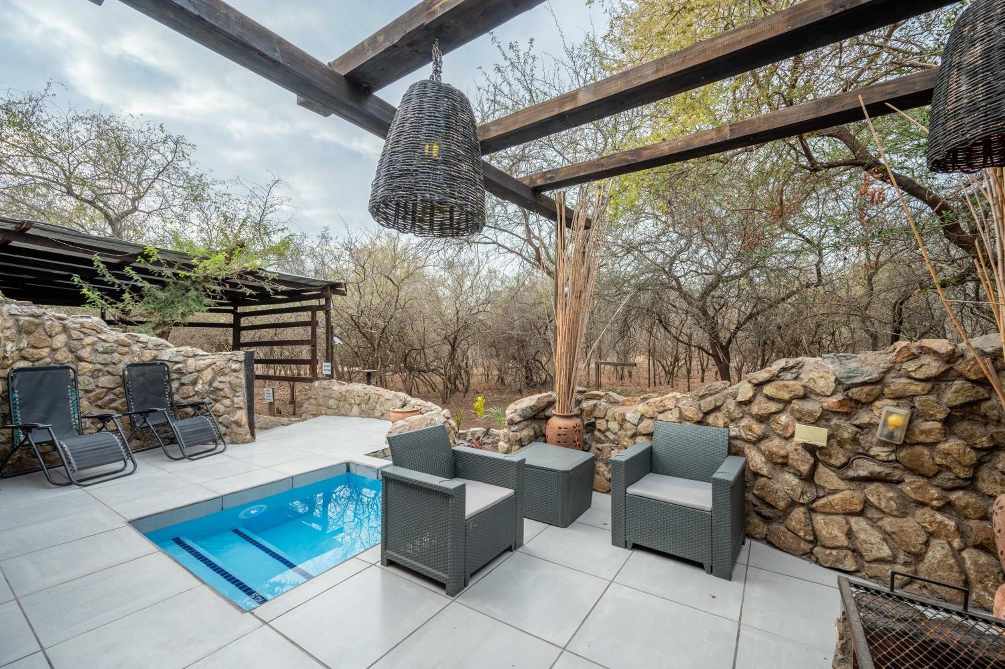 Foxy Crocodile Bush Lodge & Kruger Safari'S - No Loadshedding Marloth Park Extérieur photo