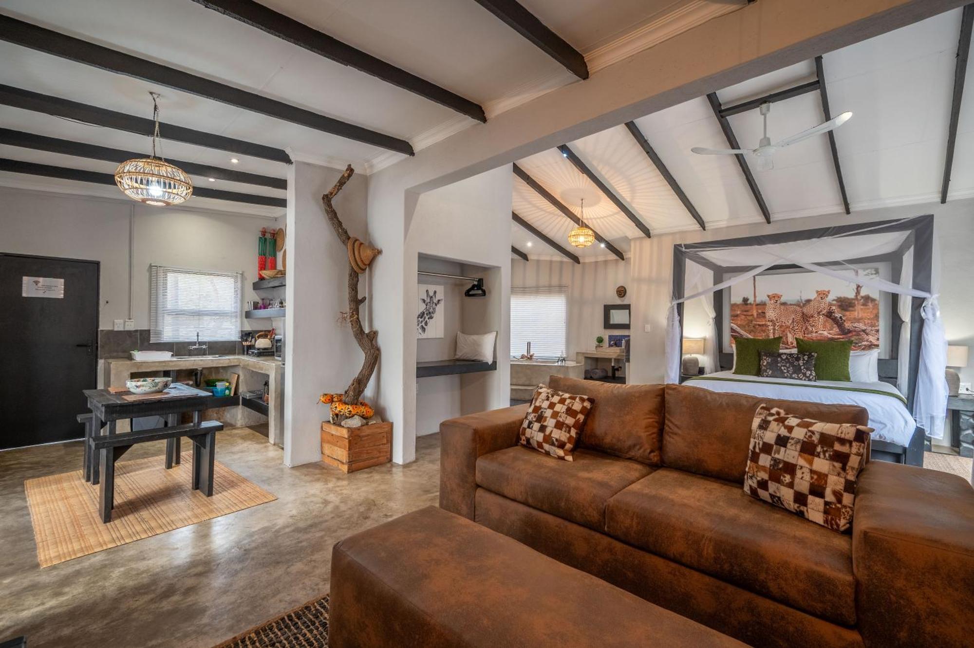 Foxy Crocodile Bush Lodge & Kruger Safari'S - No Loadshedding Marloth Park Extérieur photo