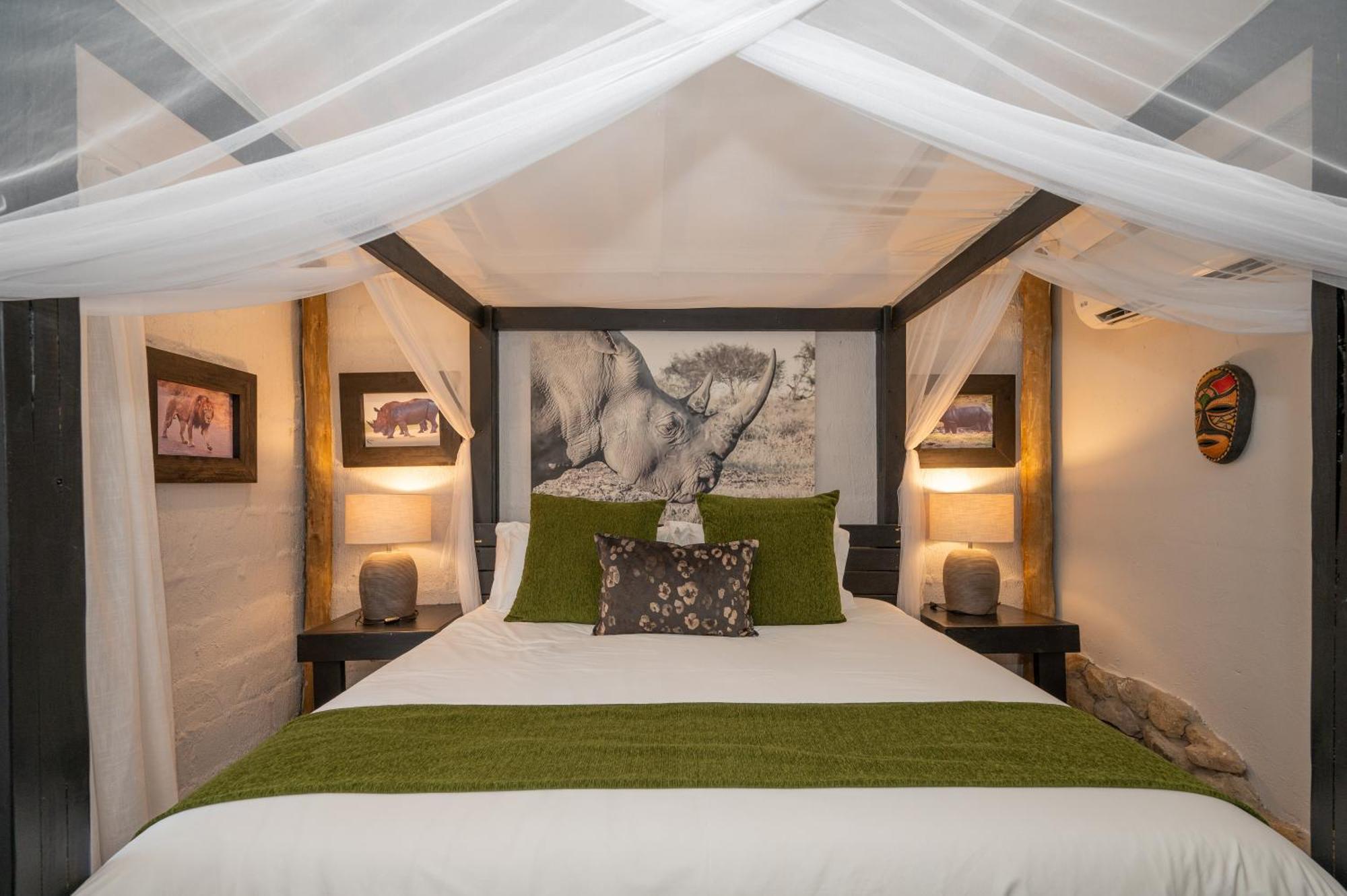 Foxy Crocodile Bush Lodge & Kruger Safari'S - No Loadshedding Marloth Park Extérieur photo